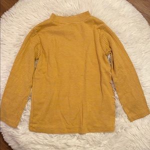 Long sleeve.
